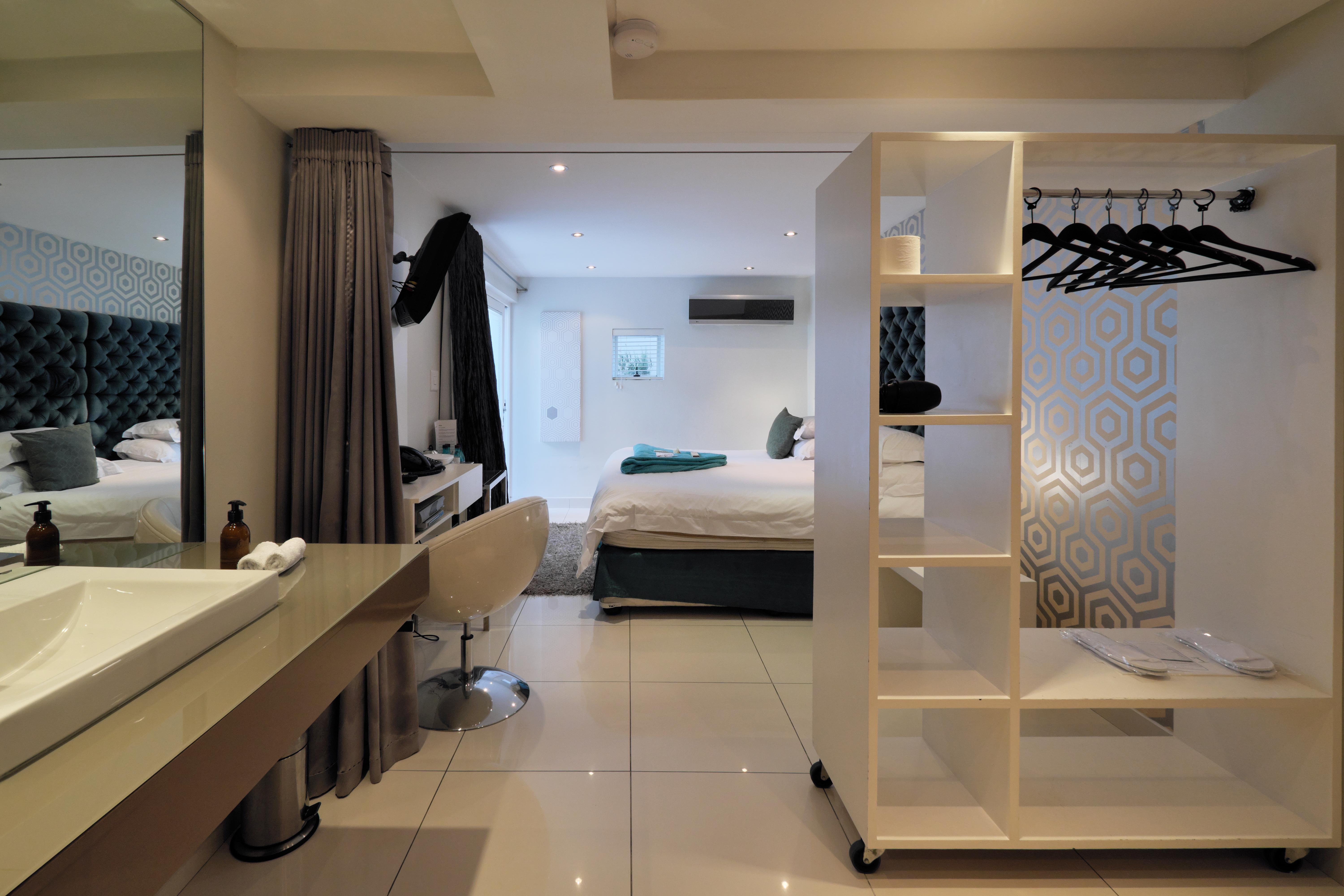 Zest Boutique By The Living Journey Collection 5* Cape Town